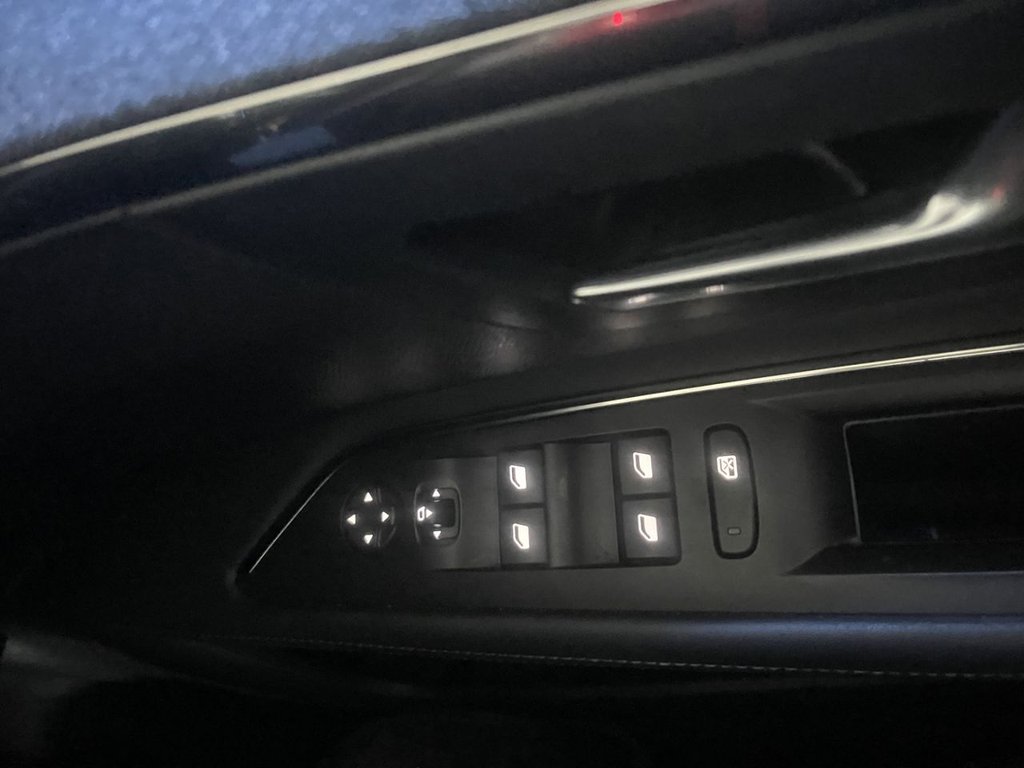 Used Peugeot 3008 2020 for sale - 76438977: Photo 24