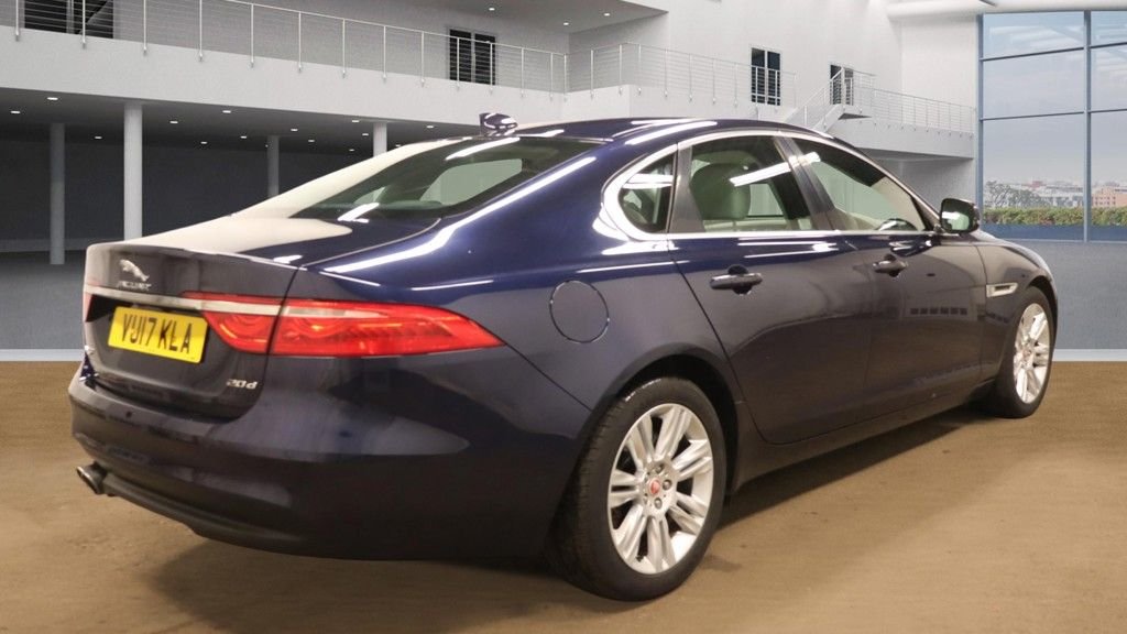 Used Jaguar XF 2017 for sale - 77990878: Photo 10