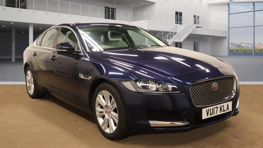 Used Jaguar XF 2017 for sale - 77990878: Photo 7