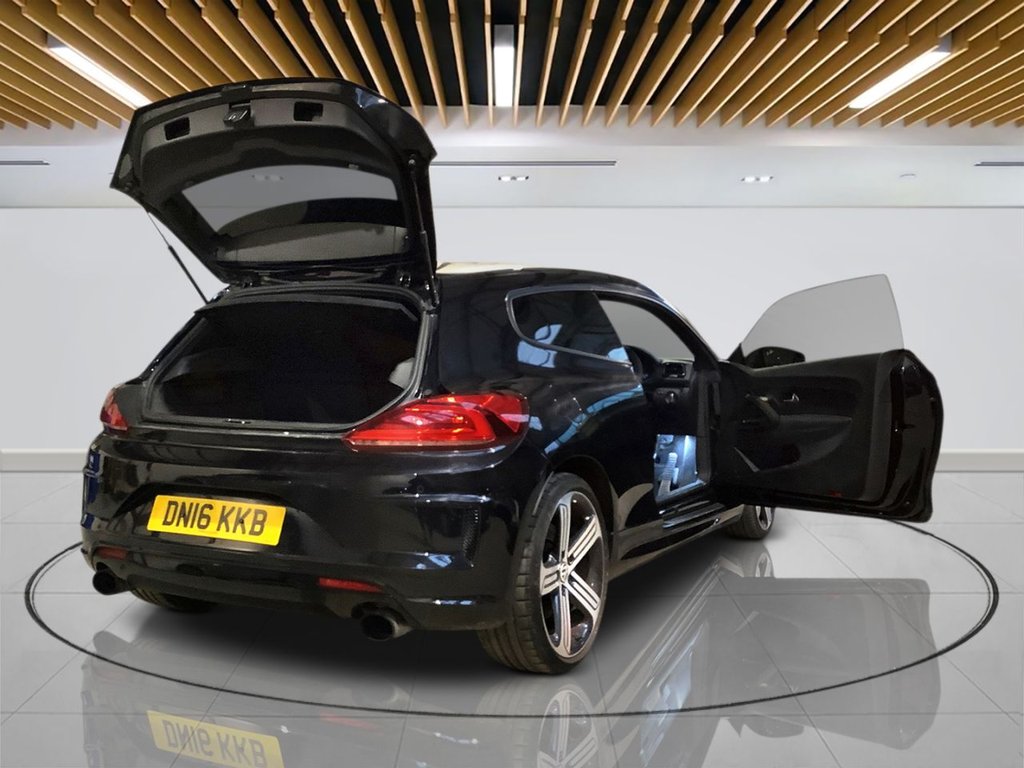 Used Volkswagen Scirocco 2016 for sale - 77038091: Photo 8