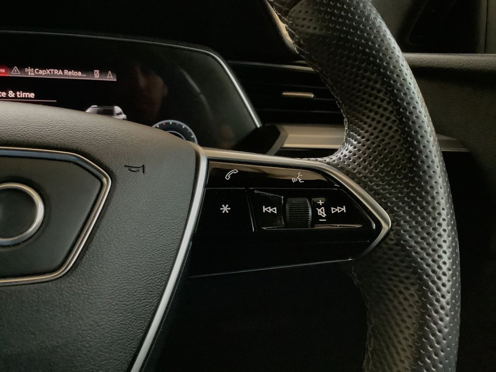 Used Audi e-tron 2020 for sale - 77971504: Photo 17