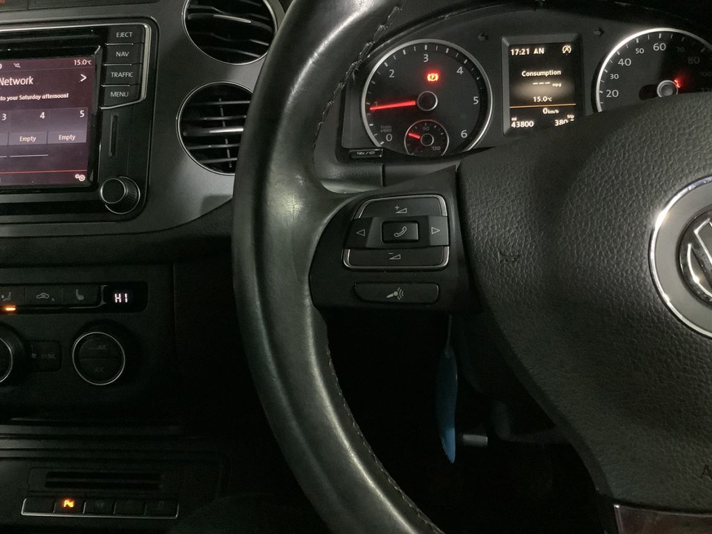 Used Volkswagen Tiguan 2015 for sale - 76698377: Photo 14