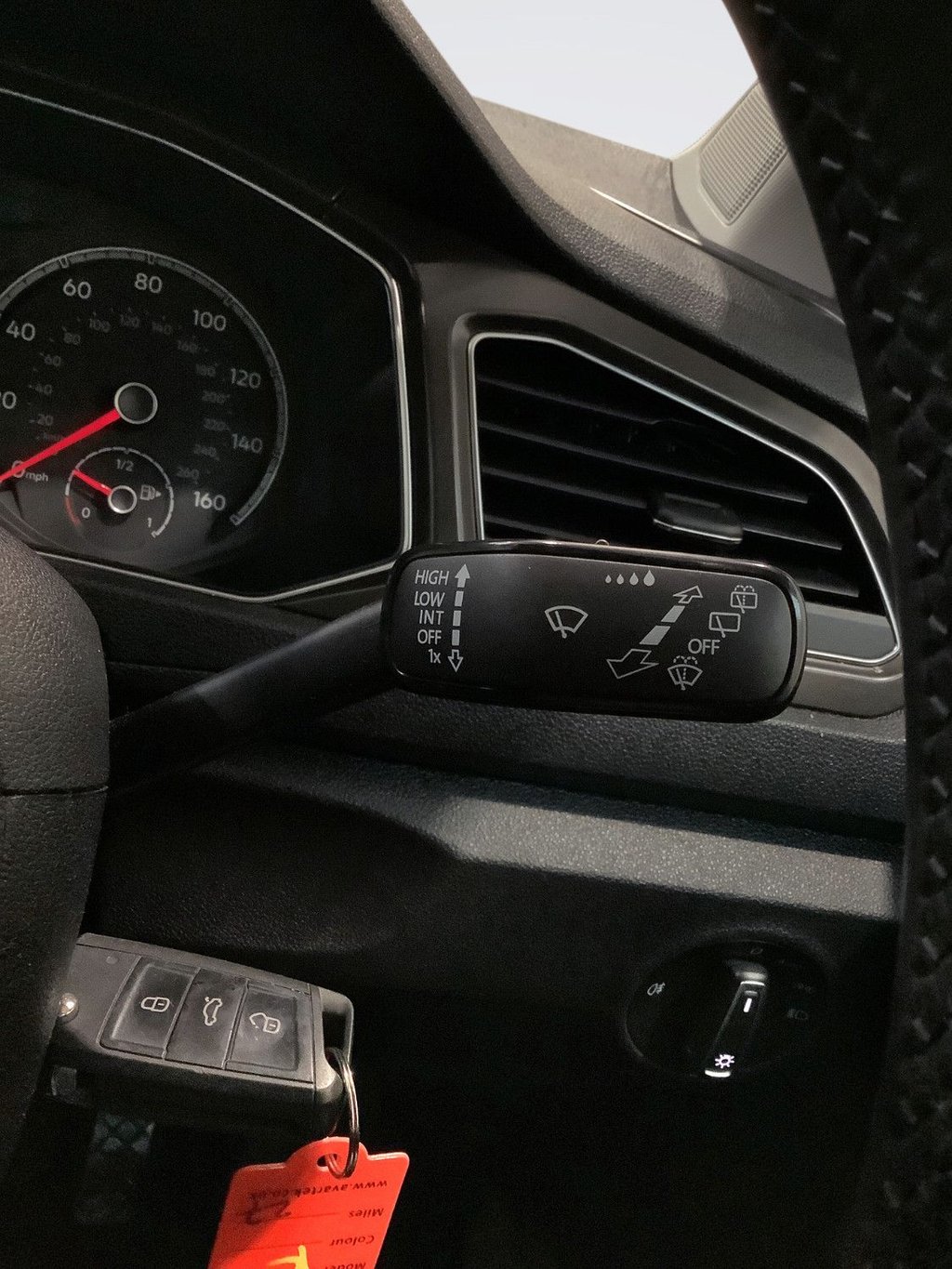 Used Volkswagen T-Roc 2020 for sale - 78123977: Photo 22