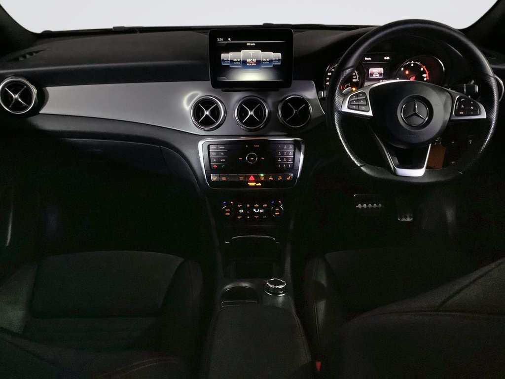 Used Mercedes-Benz GLA 2018 for sale - 76509491: Photo 3