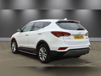 Used Hyundai Santa Fe 2016 for sale - 78372547: Photo