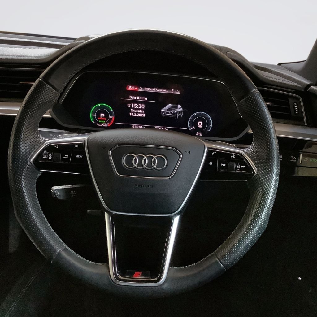 Used Audi e-tron 2020 for sale - 78124625: Photo 14