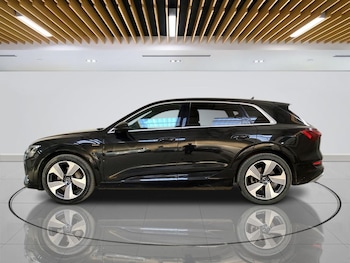 Used Audi e-tron 2020 for sale - 79404378: Photo