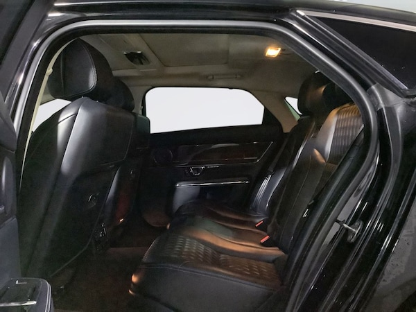 Used Jaguar XJ 2016 for sale - 76241399: Photo 12
