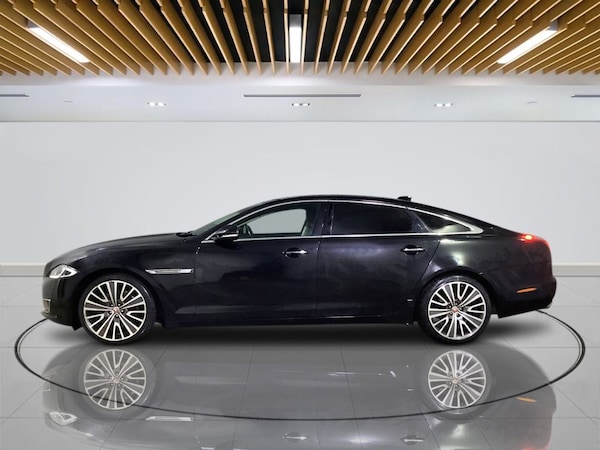 Used Jaguar XJ 2016 for sale - 76241399: Photo 5