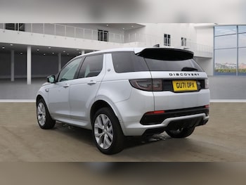 Used Land Rover Discovery Sport 2021 for sale - 76535485: Photo
