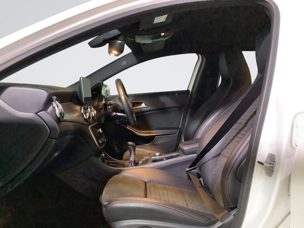 Used Mercedes-Benz GLA 2018 for sale - 76297213: Photo 12