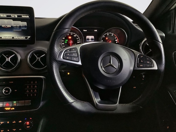 Used Mercedes-Benz GLA 2018 for sale - 76297213: Photo 15