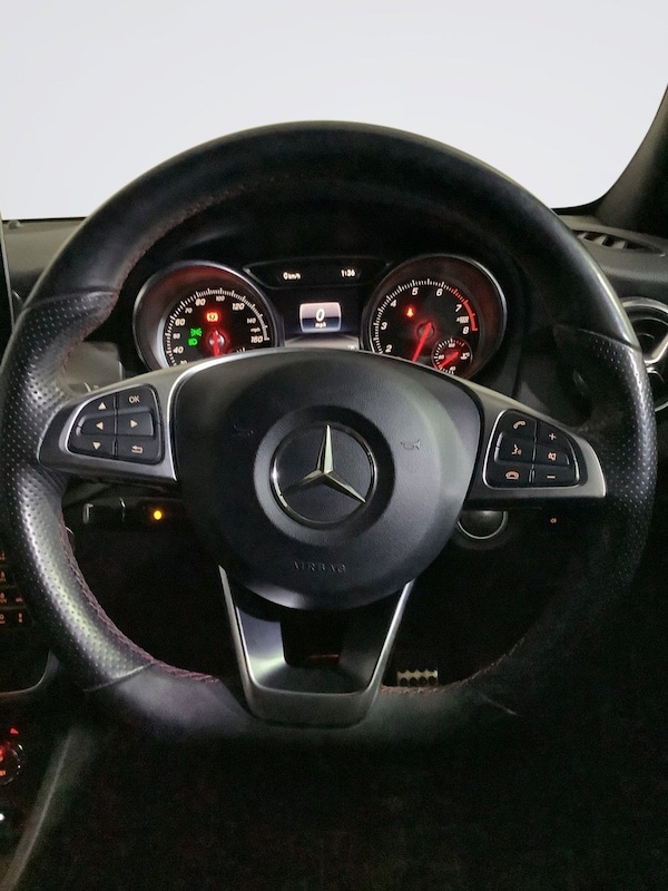 Used Mercedes-Benz GLA 2018 for sale - 76297213: Photo 16
