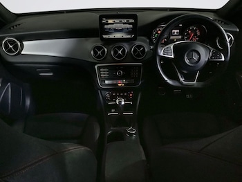 Used Mercedes-Benz GLA 2018 for sale - 76297213: Photo 3