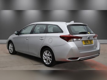Used Toyota Auris 2018 for sale - 78271652: Photo