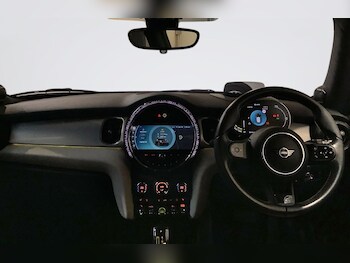 Used MINI Hatch 2021 for sale - 77463815: Photo