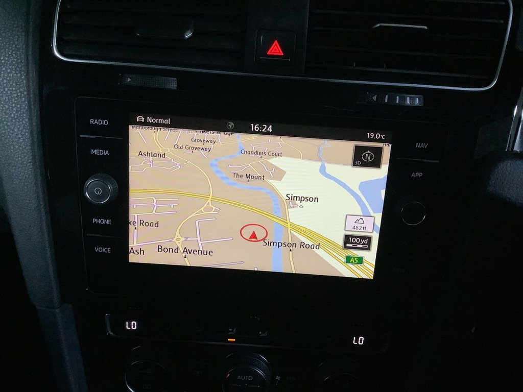 Used Volkswagen Golf 2018 for sale - 76185185: Photo 20