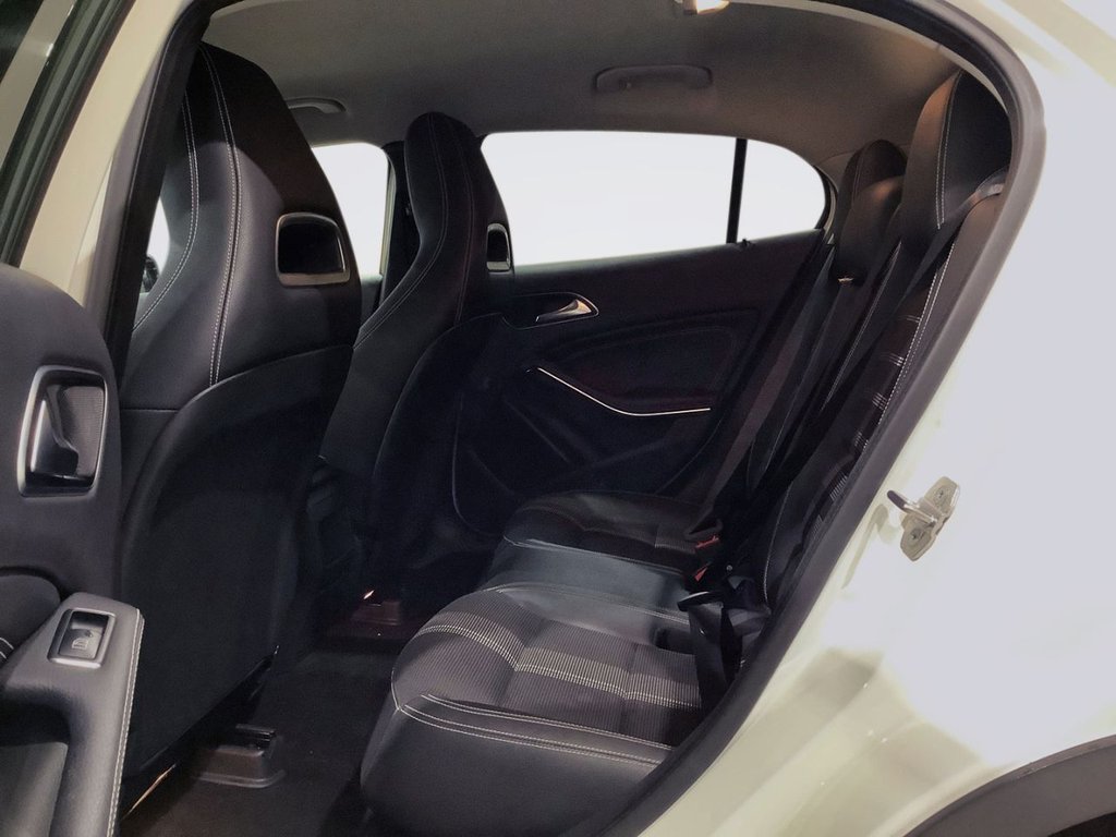 Used Mercedes-Benz GLA 2018 for sale - 77065199: Photo 11