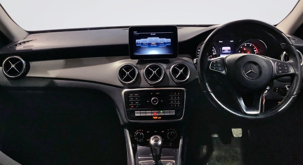 Used Mercedes-Benz GLA 2018 for sale - 77065199: Photo 3