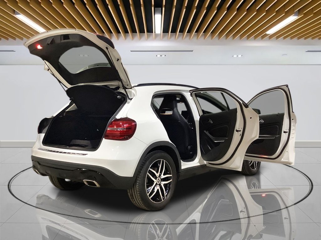 Used Mercedes-Benz GLA 2018 for sale - 77065199: Photo 8