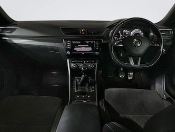 Used Skoda Superb 2017 for sale - 77407899: Photo