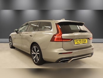 Used Volvo V60 2020 for sale - 78863615: Photo