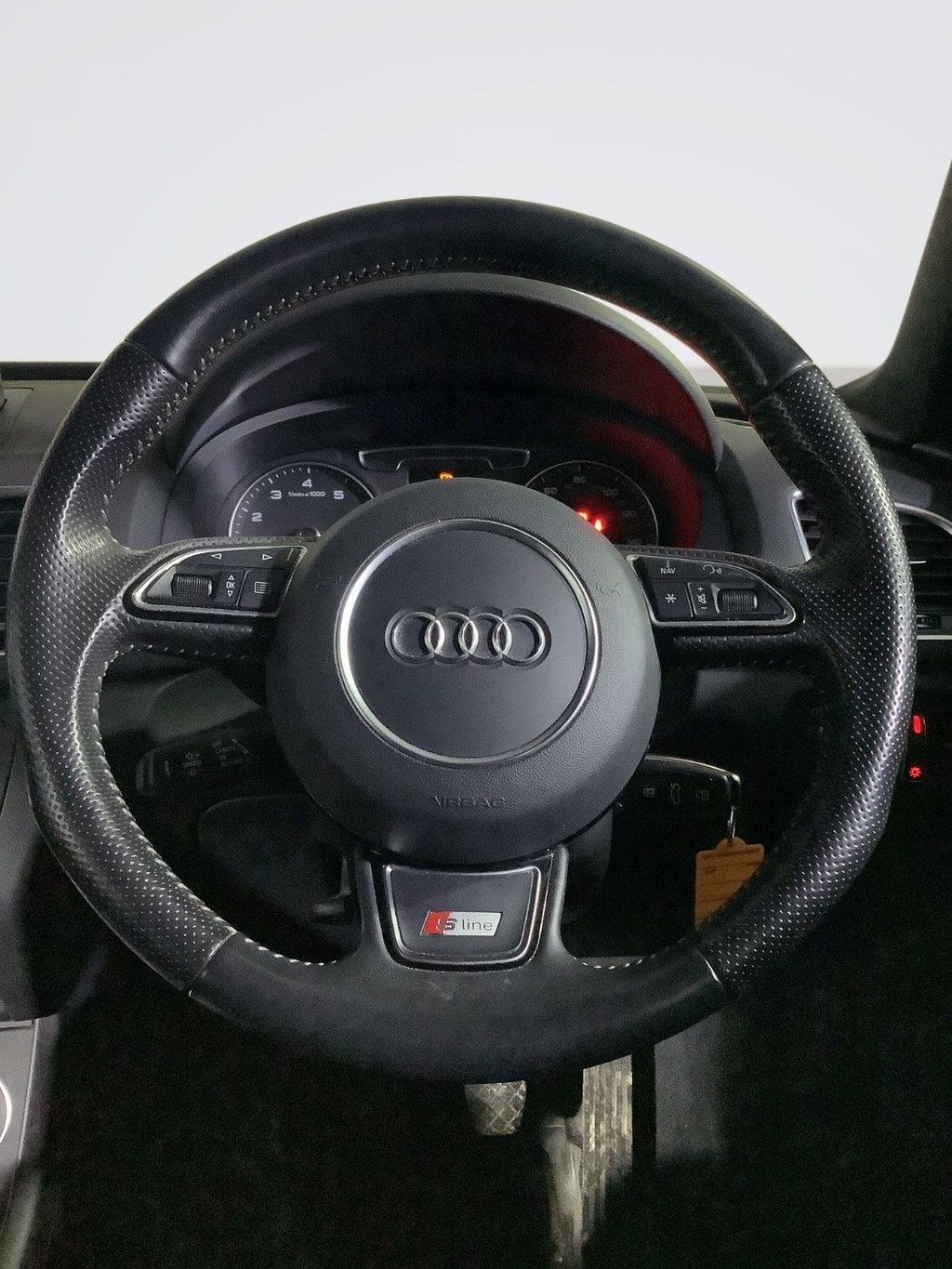 Used Audi Q3 2018 for sale - 77820473: Photo 16