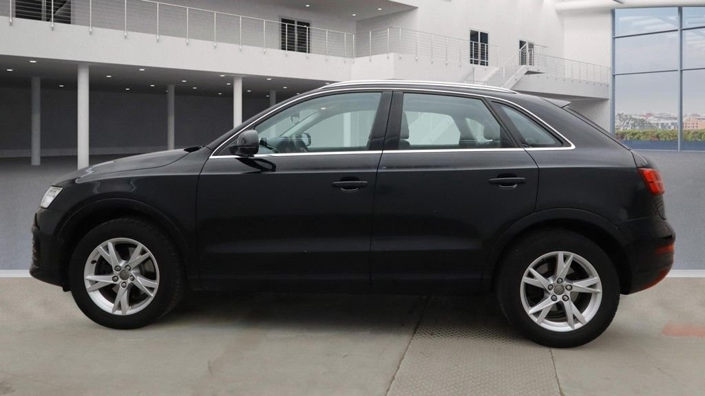 Used Audi Q3 2018 for sale - 77436928: Photo 6