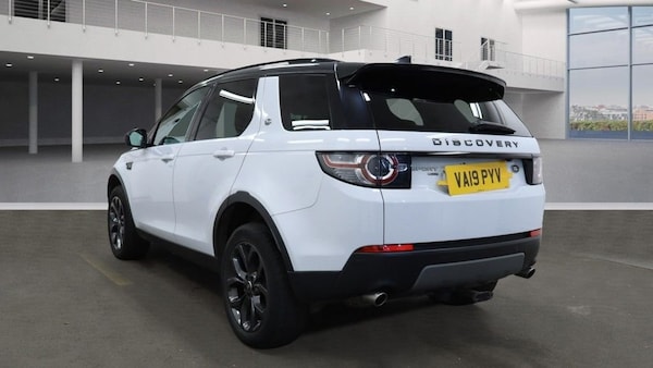 Used Land Rover Discovery Sport 2019 for sale - 76223963: Photo 3