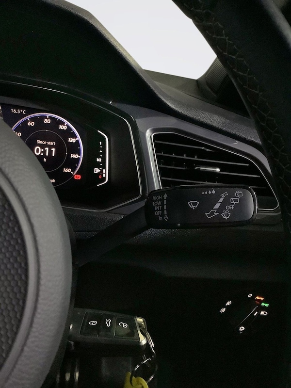 Used Volkswagen T-Roc 2021 for sale - 76048628: Photo 21