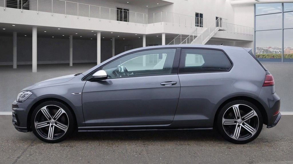 Used Volkswagen Golf 2018 for sale - 76546385: Photo 10