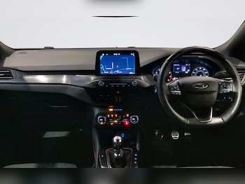 Used Ford Focus 2019 for sale - 77084112: Photo