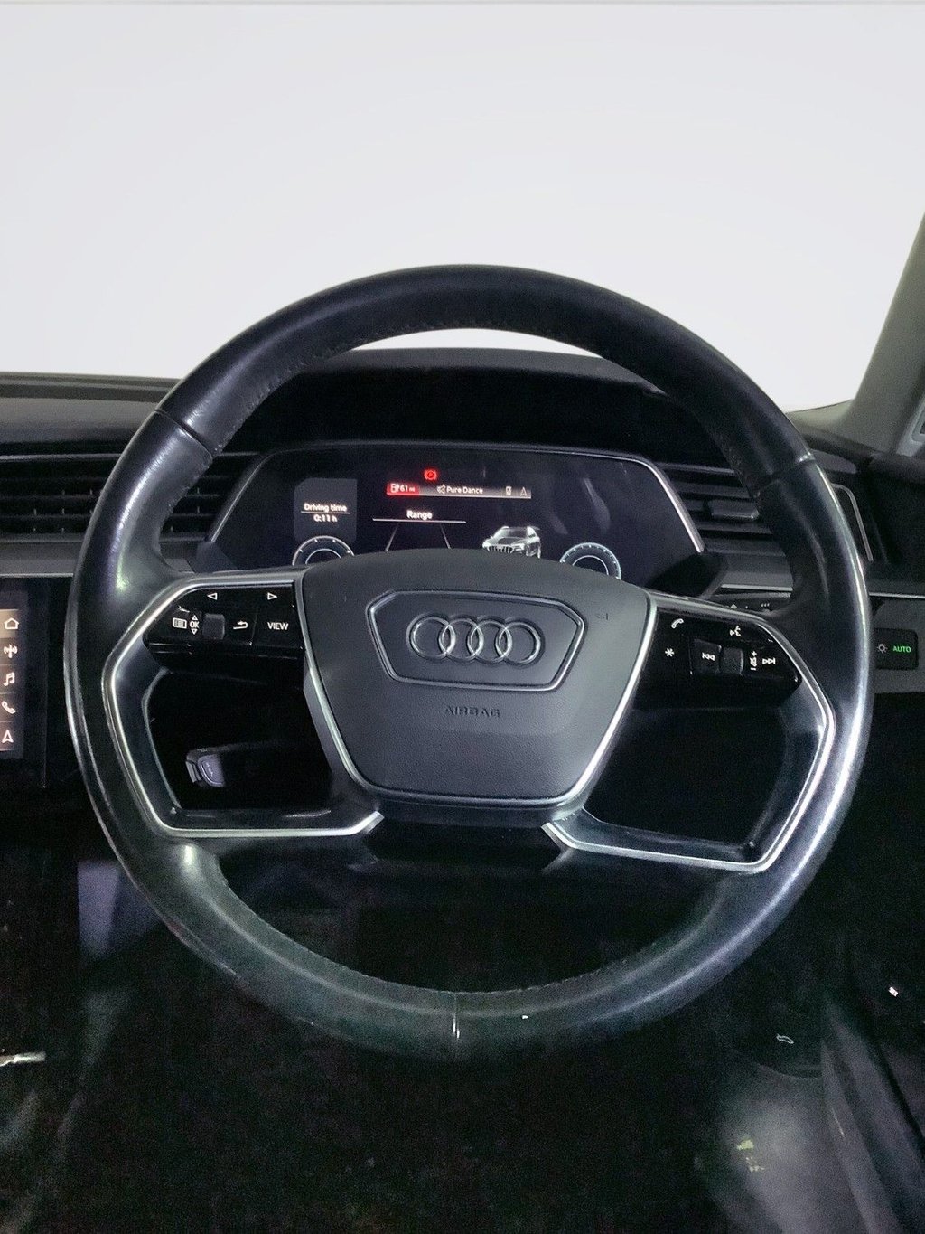 Used Audi e-tron 2020 for sale - 76202753: Photo 16