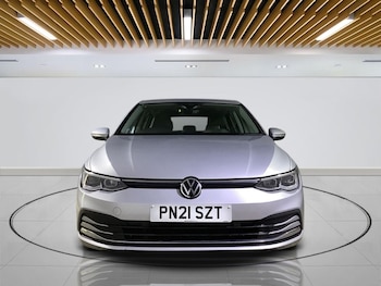 Used Volkswagen Golf 2021 for sale - 76496101: Photo