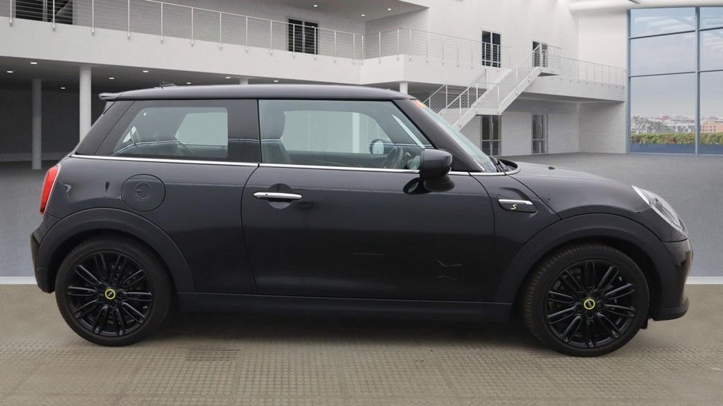 Used MINI Hatch 2022 for sale - 77360021: Photo 5