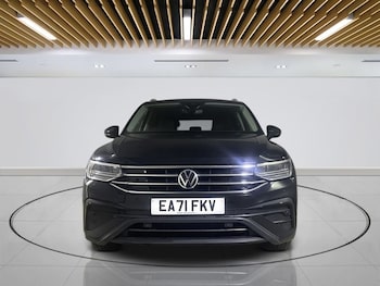 Used Volkswagen Tiguan Allspace 2021 for sale - 75800630: Photo