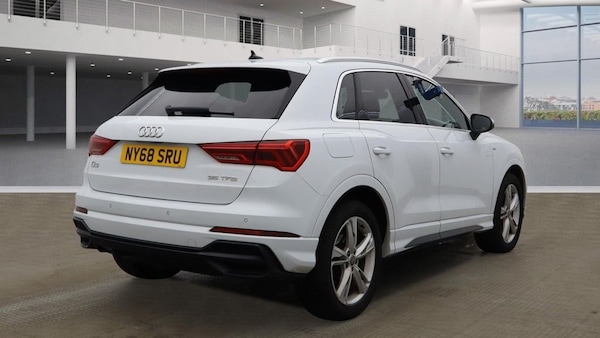 Used Audi Q3 2019 for sale - 76279843: Photo 4