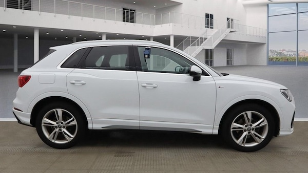 Used Audi Q3 2019 for sale - 76279843: Photo 5