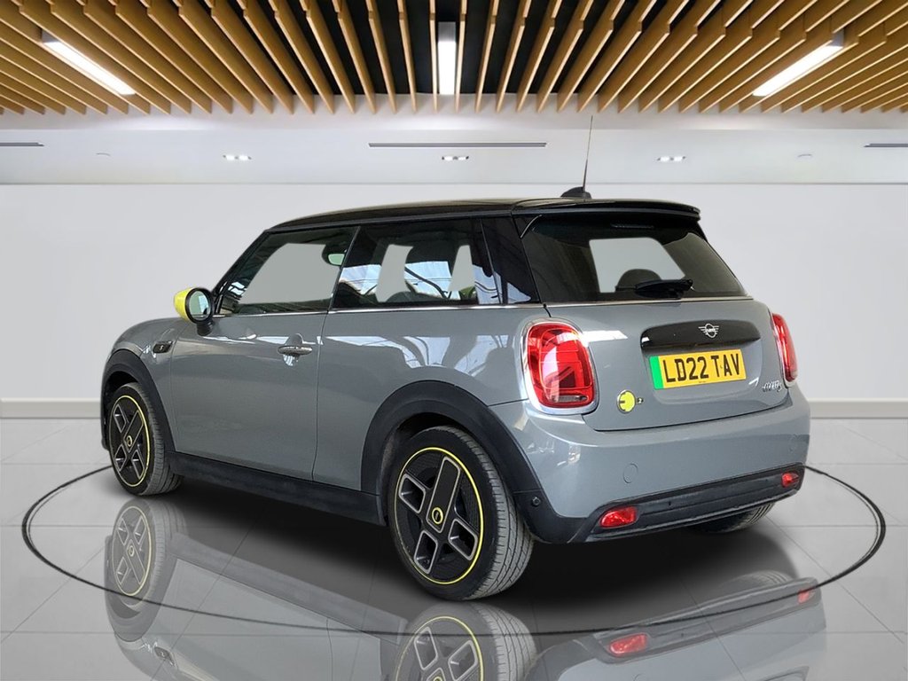 Used MINI Hatch 2022 for sale - 77835400: Photo 5