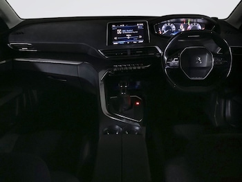 Used Peugeot 3008 2018 for sale - 76111886: Photo 3