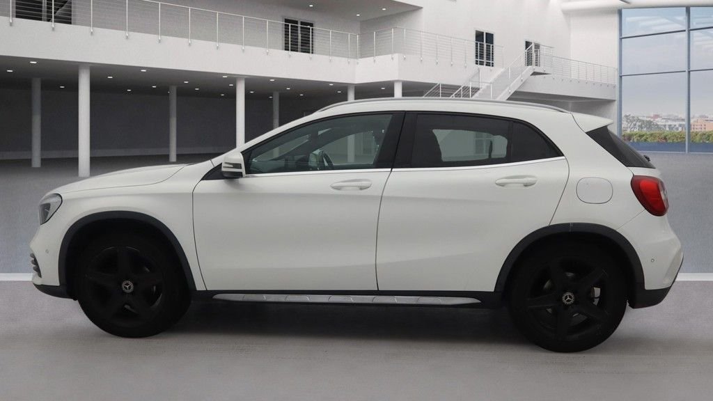 Used Mercedes-Benz GLA 2018 for sale - 77621233: Photo 12