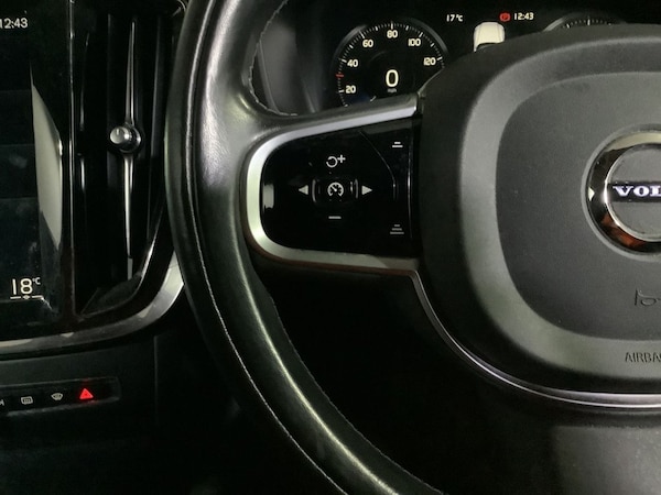 Used Volvo V60 2018 for sale - 76210046: Photo 16