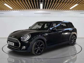 Used MINI Clubman 2019 for sale - 79506111: Photo