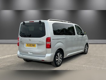 Used Toyota PROACE CITY Verso 2019 for sale - 78737983: Photo