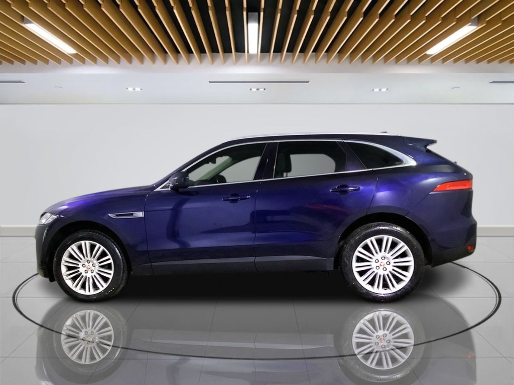 Used Jaguar F-Pace 2018 for sale - 76256710: Photo 5