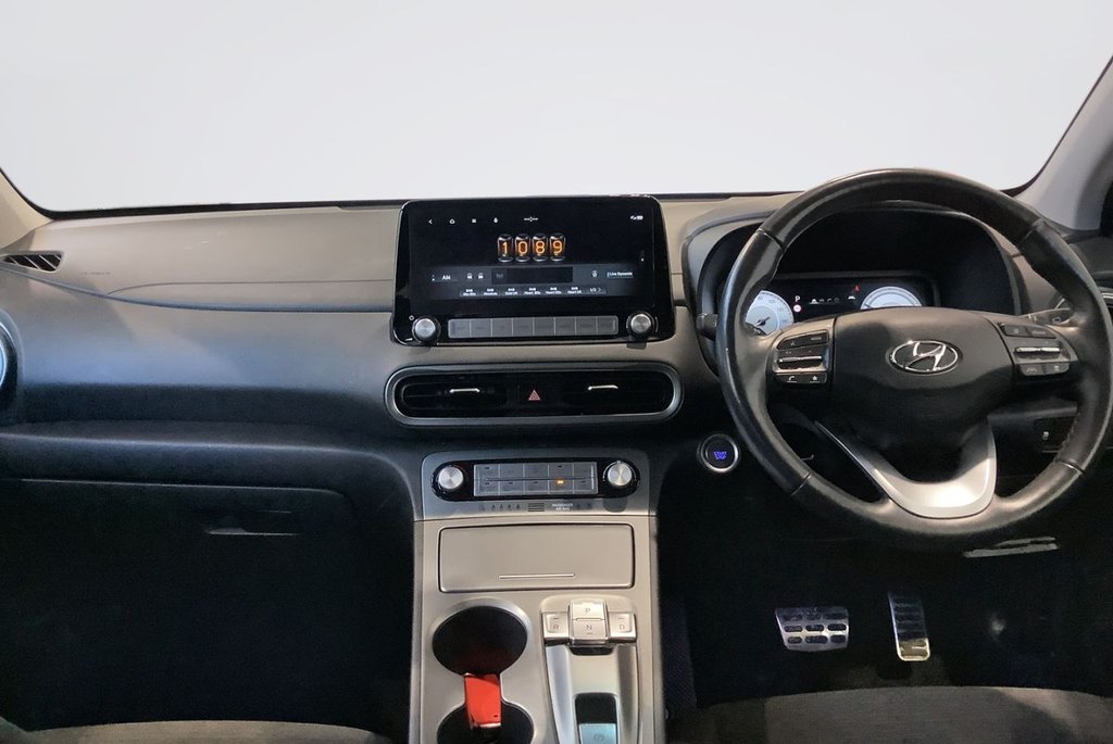 Used Hyundai KONA 2023 for sale - 78134083: Photo 3