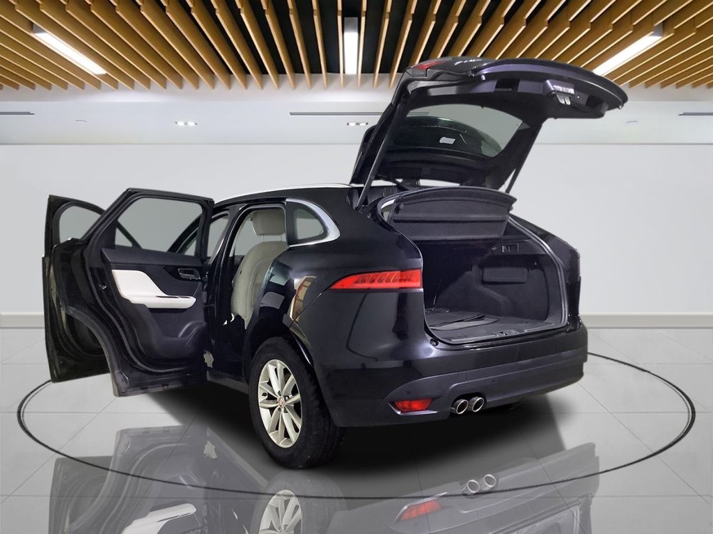 Used Jaguar F-Pace 2017 for sale - 76095814: Photo 11