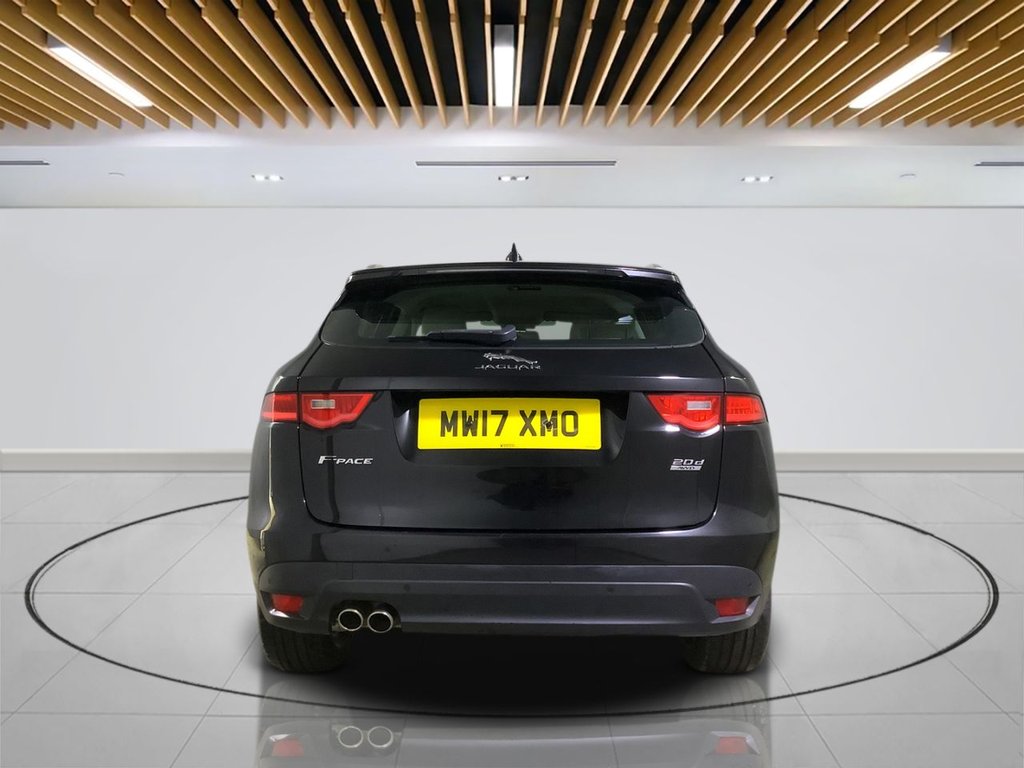 Used Jaguar F-Pace 2017 for sale - 76095814: Photo 8