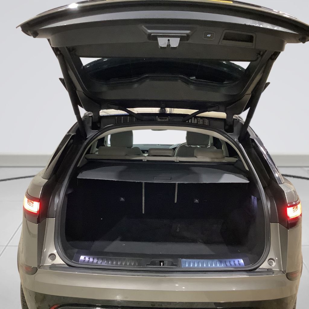 Used Land Rover Range Rover Velar 2019 for sale - 76962147: Photo 11