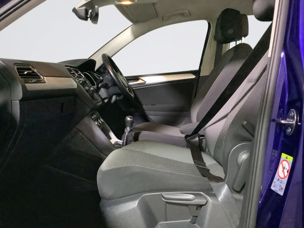 Used Volkswagen Tiguan 2018 for sale - 76698243: Photo 11